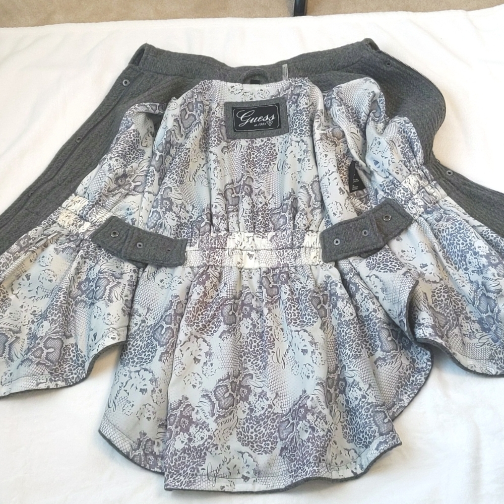 Guess Wool Poncho Jacket, S, NWT - Picture 3 of 3